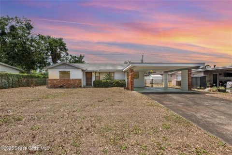 Casa en venta en Titusville, Florida, 3 dormitorios, 108.51 m2 № 1657949 - foto 1