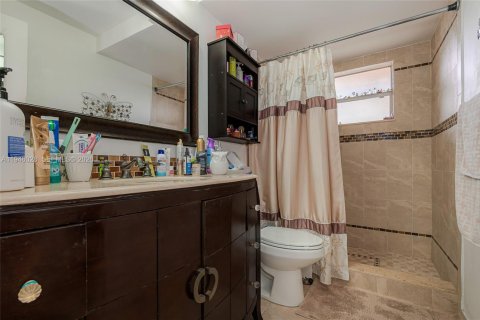 Condominio en venta en Sunrise, Florida, 1 dormitorio, 80.08 m2 № 2005336 - foto 20