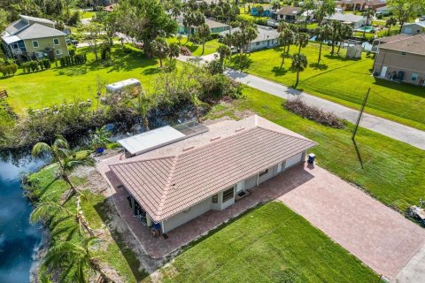 House in Venice, Florida 3 bedrooms, 148.64 sq.m. № 1640295 - photo 27