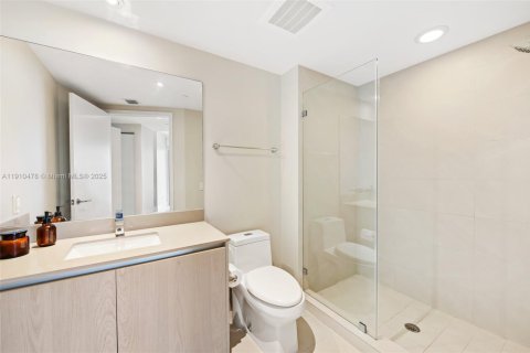 Снять в аренду кондоминиум в Холливуд, Флорида 3 спальни, 162.76м2, № 1966610 - фото 16