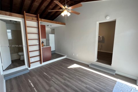 Villa ou maison à Hollywood, Floride 1 chambre, 138.05 m2 № 2051647
