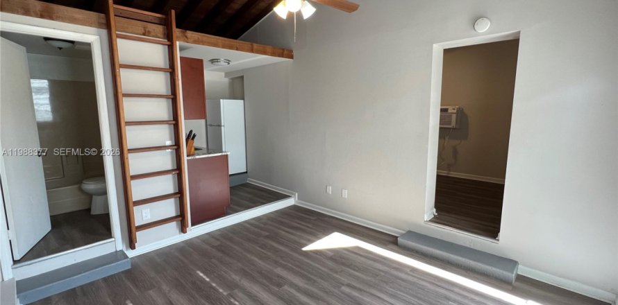 Дом в Холливуд, Флорида 1 спальня, 138.05м2 № 2051647