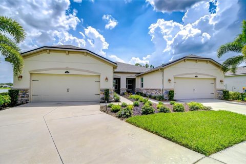 House in Riverview, Florida 2 bedrooms, 142.79 sq.m. № 1785600 - photo 1