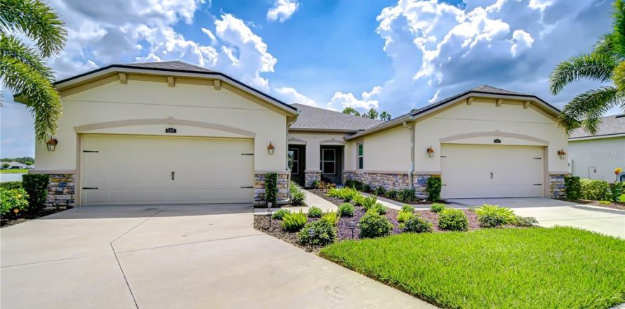 House in Riverview, Florida 2 bedrooms, 142.79 sq.m. № 1785600