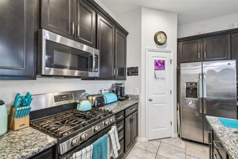 House in Apopka, Florida 4 bedrooms, 194.82 sq.m. № 1558392 - photo 5