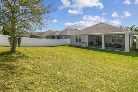 House in Apopka, Florida 4 bedrooms, 194.82 sq.m. № 1558392 - photo 30