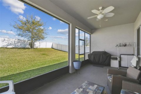 House in Apopka, Florida 4 bedrooms, 194.82 sq.m. № 1558392 - photo 29