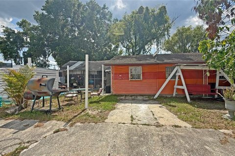 House in Tampa, Florida 2 bedrooms, 99.59 sq.m. № 2102629 - photo 5