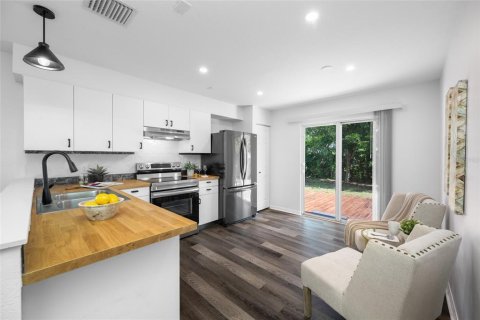 Casa en venta en Largo, Florida, 3 dormitorios, 115.38 m2 № 2427042 - foto 30