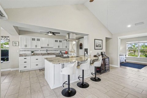 Villa ou maison à vendre à North Fort Myers, Floride: 3 chambres, 159.51 m2 № 2418751 - photo 9