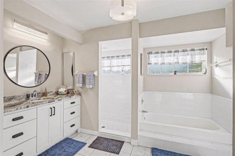 Villa ou maison à vendre à North Fort Myers, Floride: 3 chambres, 159.51 m2 № 2418751 - photo 17