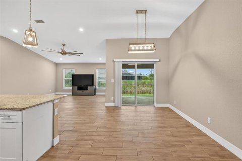 Casa en venta en Port Charlotte, Florida, 3 dormitorios, 173.63 m2 № 1917041 - foto 12