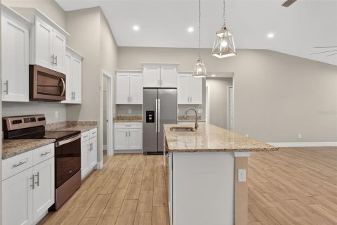 Casa en venta en Port Charlotte, Florida, 3 dormitorios, 173.63 m2 № 1917041 - foto 11