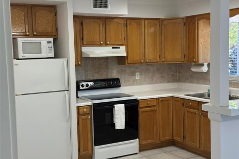 Condominio en venta en Sarasota, Florida, 1 dormitorio, 51.28 m2 № 2093844 - foto 14
