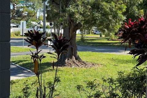 Condominio en venta en Sarasota, Florida, 1 dormitorio, 51.28 m2 № 2093844 - foto 20