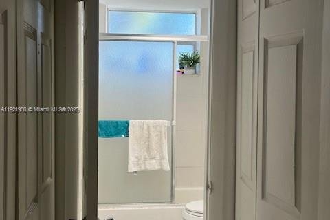 Купить кондоминиум в Майами, Флорида 1 спальня, 75.53м2, № 1975832 - фото 3