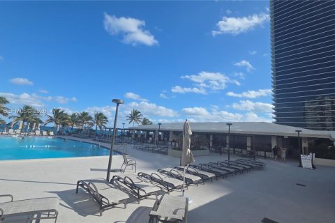 Copropriété à louer à Hallandale Beach, Floride: 1 chambre, 80.82 m2 № 2051465 - photo 15