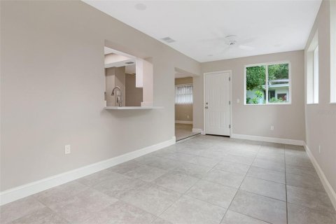 Villa ou maison à louer à Palm Harbor, Floride: 2 chambres, 151.62 m2 № 2285603 - photo 29