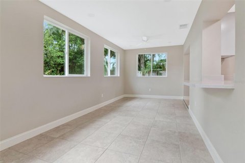Villa ou maison à louer à Palm Harbor, Floride: 2 chambres, 151.62 m2 № 2285603 - photo 24