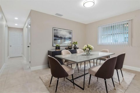 Villa ou maison à louer à Palm Harbor, Floride: 2 chambres, 151.62 m2 № 2285603 - photo 20