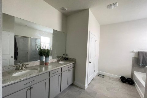 House in Wesley Chapel, Florida 4 bedrooms, 191.1 sq.m. № 1744388 - photo 20