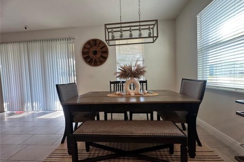 House in Wesley Chapel, Florida 4 bedrooms, 191.1 sq.m. № 1744388 - photo 10