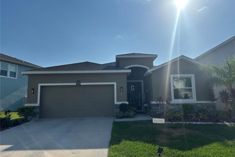 House in Wesley Chapel, Florida 4 bedrooms, 191.1 sq.m. № 1744388 - photo 2