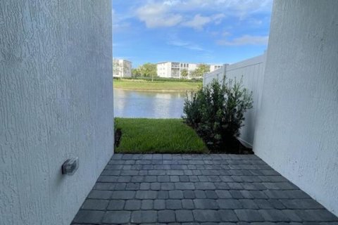 Adosado en venta en Deerfield Beach, Florida, 3 dormitorios, 171.13 m2 № 2146339 - foto 4