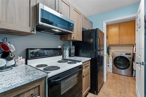 Copropriété à vendre à Kissimmee, Floride: 2 chambres, 87.05 m2 № 1767007 - photo 11