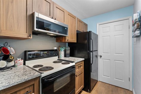 Copropriété à vendre à Kissimmee, Floride: 2 chambres, 87.05 m2 № 1767007 - photo 8