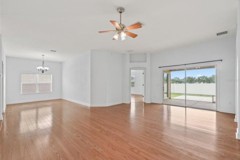 House in Oxford, Florida 3 bedrooms, 175.49 sq.m. № 1815536 - photo 17