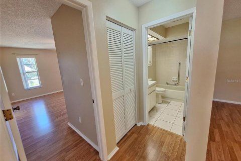 Villa ou maison à louer à Palm Harbor, Floride: 2 chambres, 99.96 m2 № 2106567 - photo 11