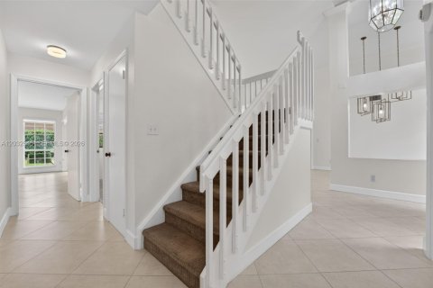 Casa en alquiler en Palmetto Bay, Florida, 4 dormitorios, 289.39 m2 № 2085980 - foto 13