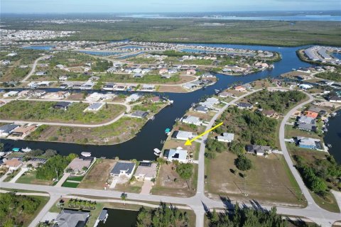 Terreno en venta en Port Charlotte, Florida № 2103985 - foto 9