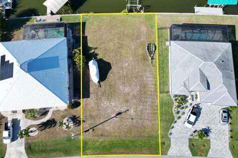 Terreno en venta en Port Charlotte, Florida № 2103985 - foto 6