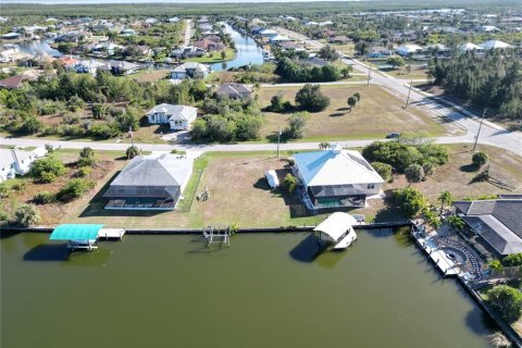 Terreno en venta en Port Charlotte, Florida № 2103985 - foto 16