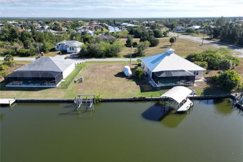 Terreno en venta en Port Charlotte, Florida № 2103985 - foto 17