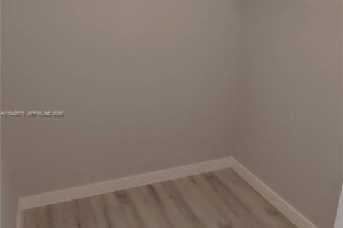 Copropriété à vendre à Cutler Bay, Floride: 3 chambres, 128.48 m2 № 2000107 - photo 9