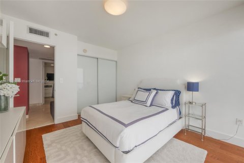 Condo in Sunny Isles Beach, Florida, 3 bedrooms  № 2016147 - photo 20