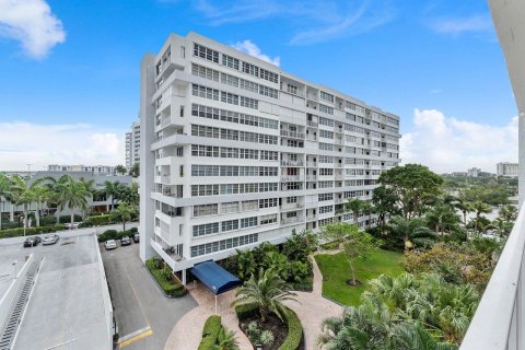 Condominio en venta en Fort Lauderdale, Florida, 2 dormitorios, 124.86 m2 № 1180300 - foto 1