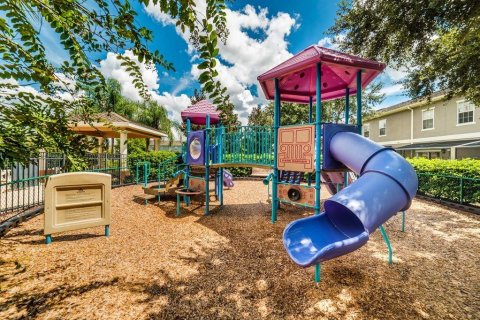 Adosado en venta en Kissimmee, Florida, 4 dormitorios, 140.47 m2 № 2166344 - foto 28