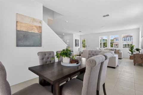 Villa ou maison à vendre à Orlando, Floride: 3 chambres, 215.53 m2 № 2323187 - photo 10