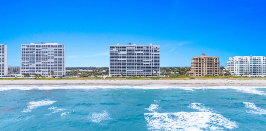 Condo in Boca Raton, Florida, 3 bedrooms  № 2193038