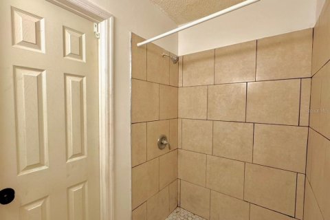 House in Orlando, Florida 1 bedroom, 174.66 sq.m. № 2275618 - photo 5