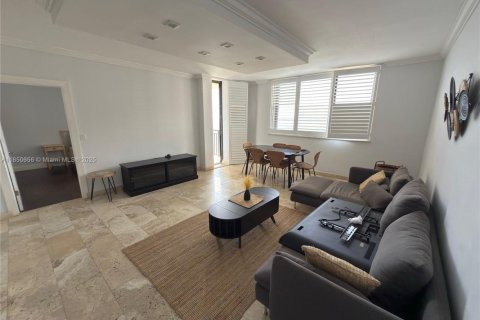 Condominio en alquiler en Miami, Florida, 2 dormitorios, 94.76 m2 № 1875509 - foto 9