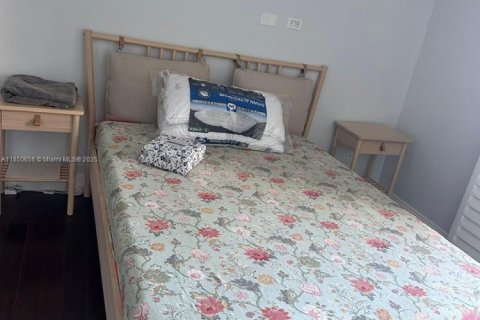 Condominio en alquiler en Miami, Florida, 2 dormitorios, 94.76 m2 № 1875509 - foto 17