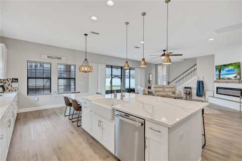 Villa ou maison à vendre à Valrico, Floride: 5 chambres, 329.43 m2 № 2120659 - photo 10