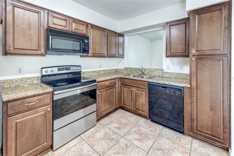 Touwnhouse à vendre à Casselberry, Floride: 3 chambres, 130.62 m2 № 2155671 - photo 19