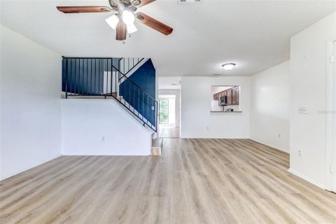 Touwnhouse à vendre à Casselberry, Floride: 3 chambres, 130.62 m2 № 2155671 - photo 10