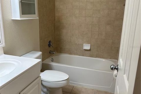 Condo in Tampa, Florida, 2 bedrooms  № 1769358 - photo 14